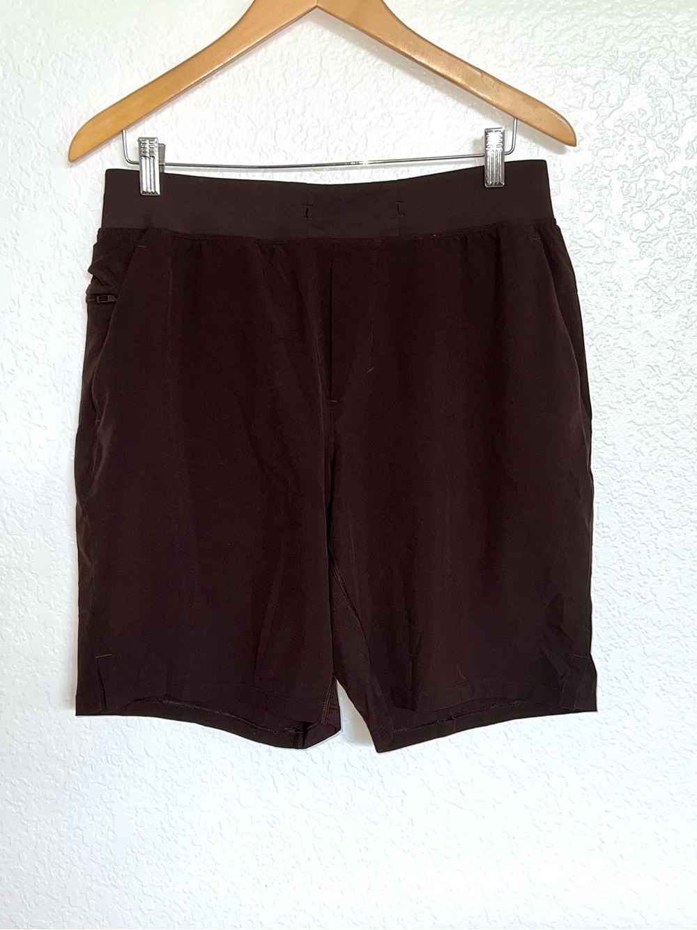 Lululemon T.H.E Short 9” Lineless NWOT - Picture 3 of 6